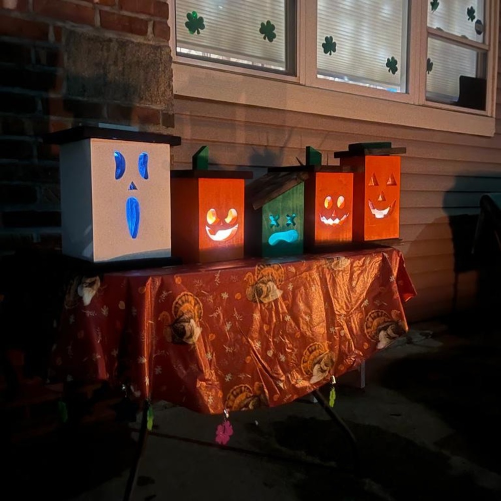 Wooden lantern boxes
